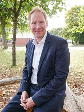 Kai Birkner Schulleiter_web.jpg